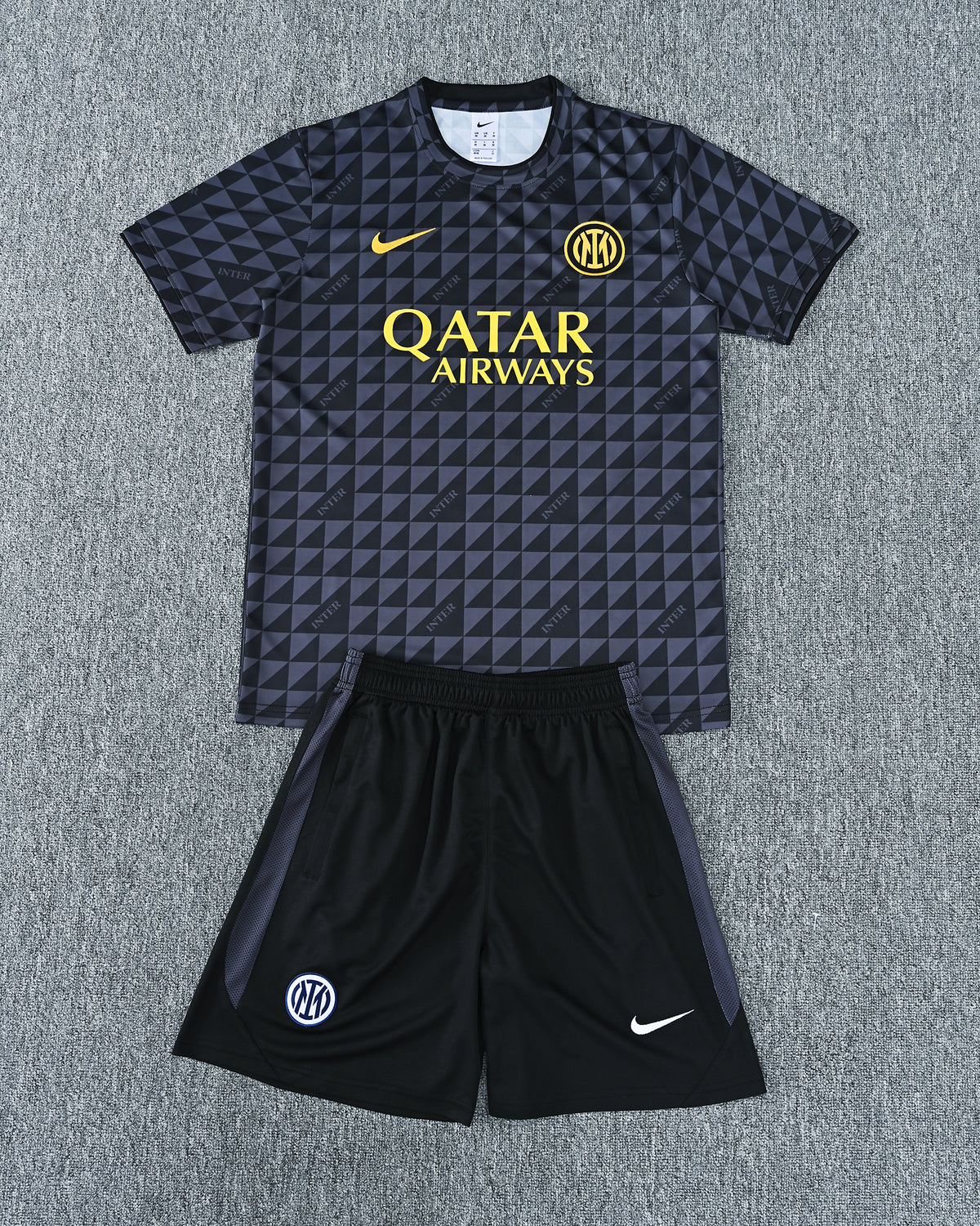 Inter Milan חליפת כדורגל קצרה אינטר מילאנו 2026/27בצבע שחור