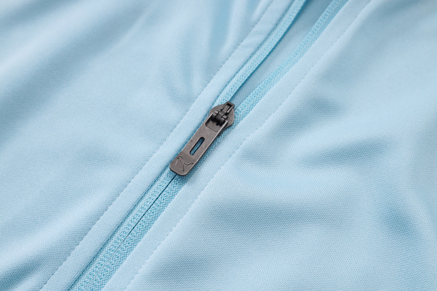 חליפת אימון מנצ׳סטר סיטי 2025/26 – תכלת עם רוכסן מלא