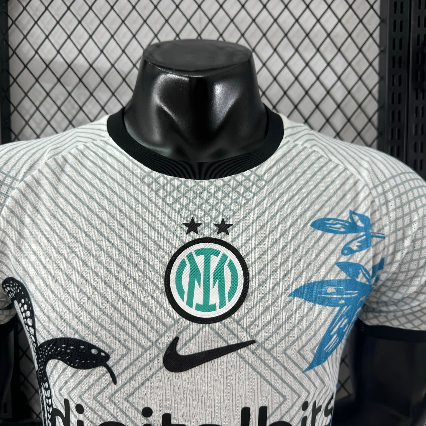 אינטר חולצה מיוחדת