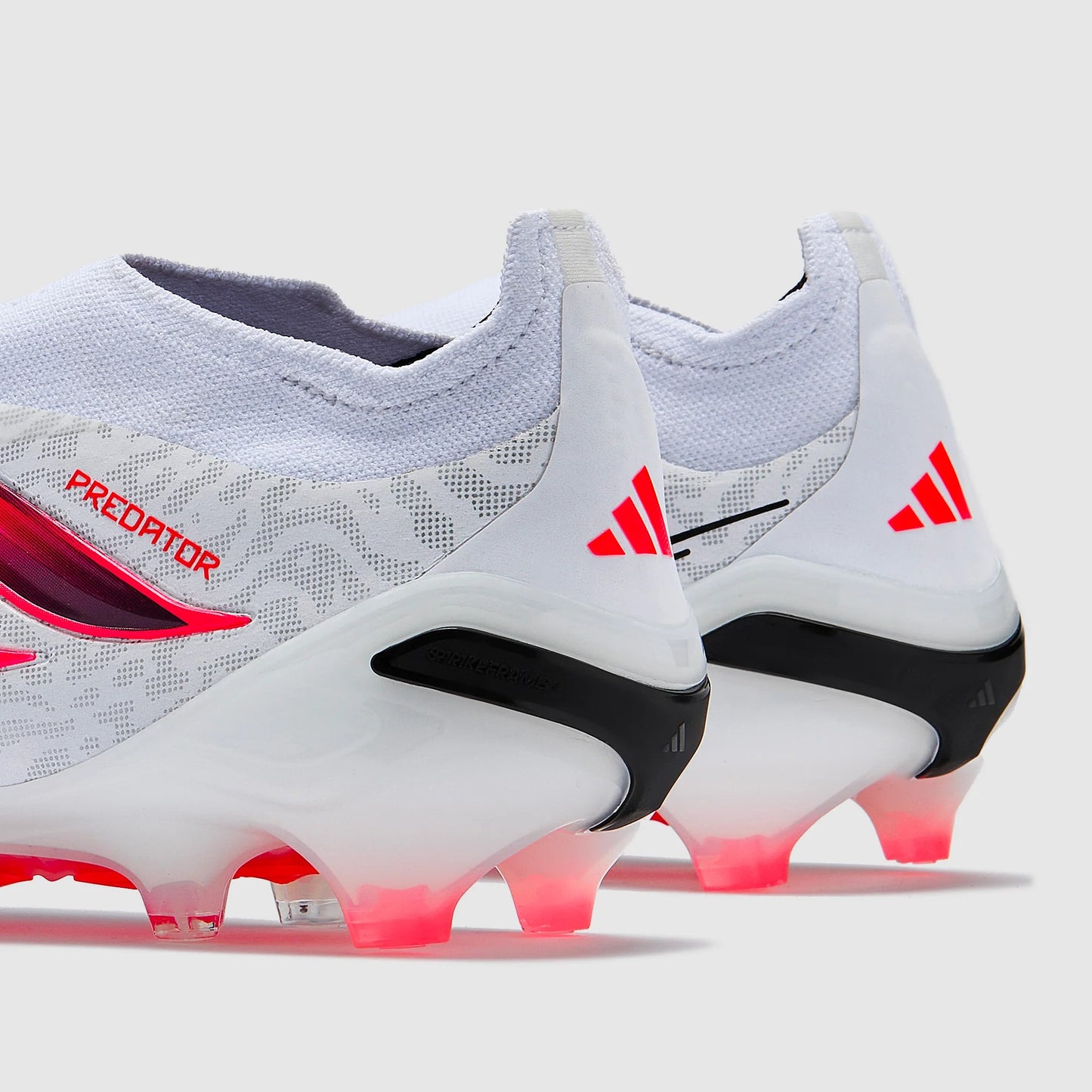 Adidas Predator Elite Laceless Chaos vs Control FG - נעלי אדידס