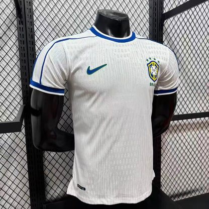 חולצת ברזיל לבנה מיוחדת 2026