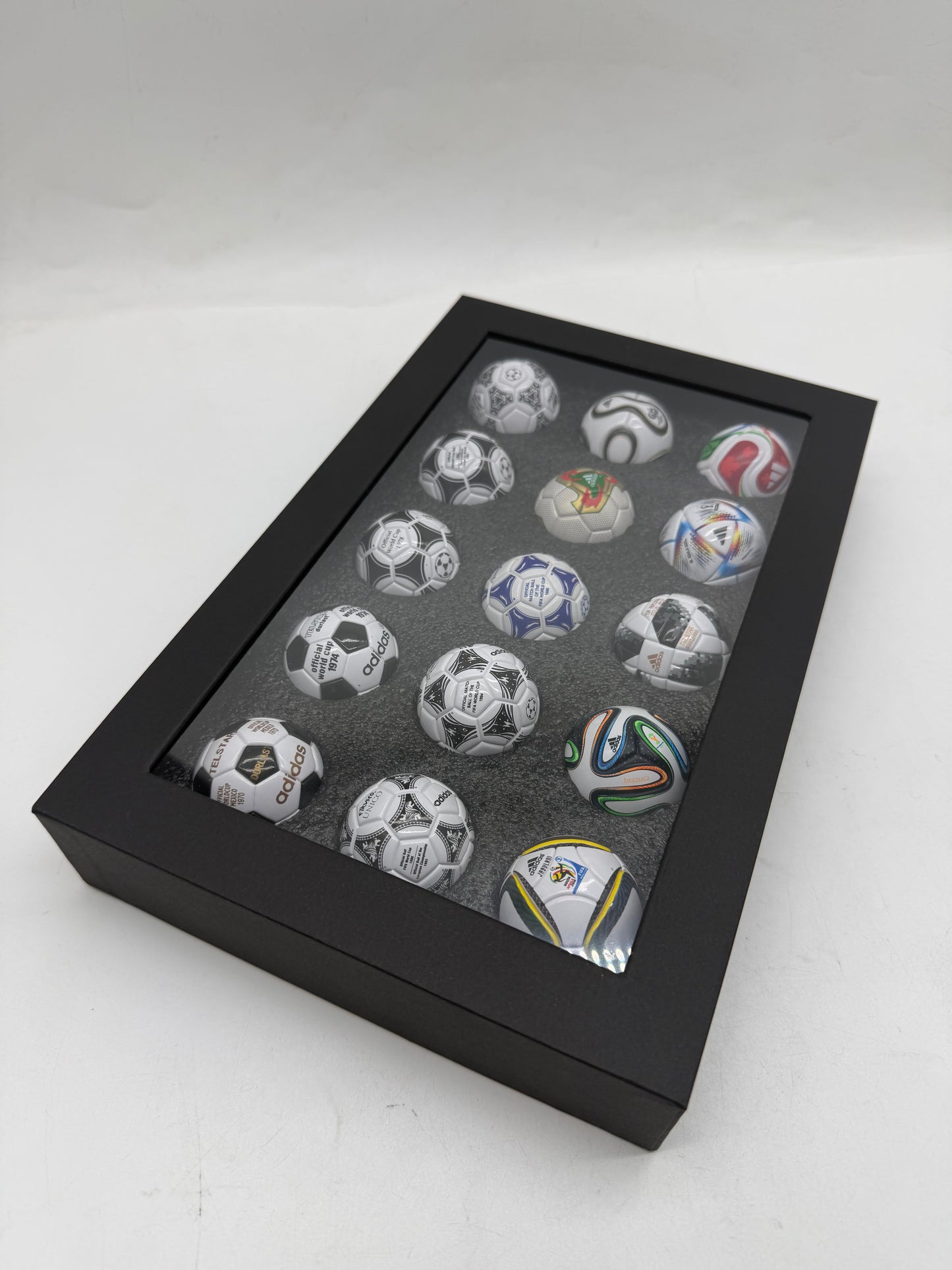 FIFA World Cup Mini Ball Collection – מארז אספנות כדורי המונדיאל