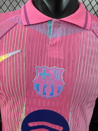 ברצלונה חולצה מיוחדת