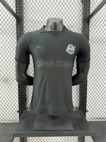 מארסי חולצת חוץ מיוחדת