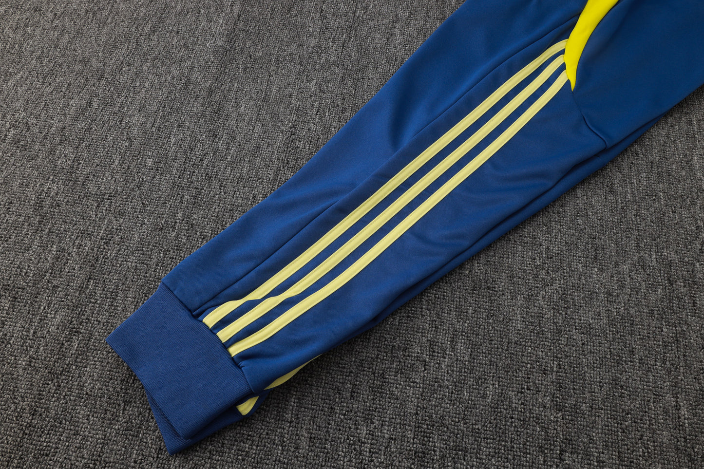 ⚽💛💙Ajax חליפת אימון אייאקס 24/25 – צהוב ־ כחול עם כובע