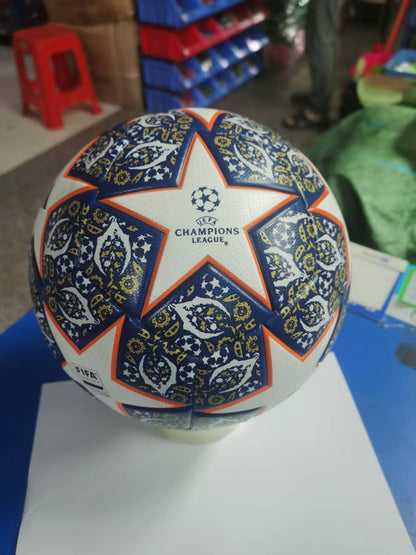 כדור ליגת האלופות 2021/22 –  Champions League