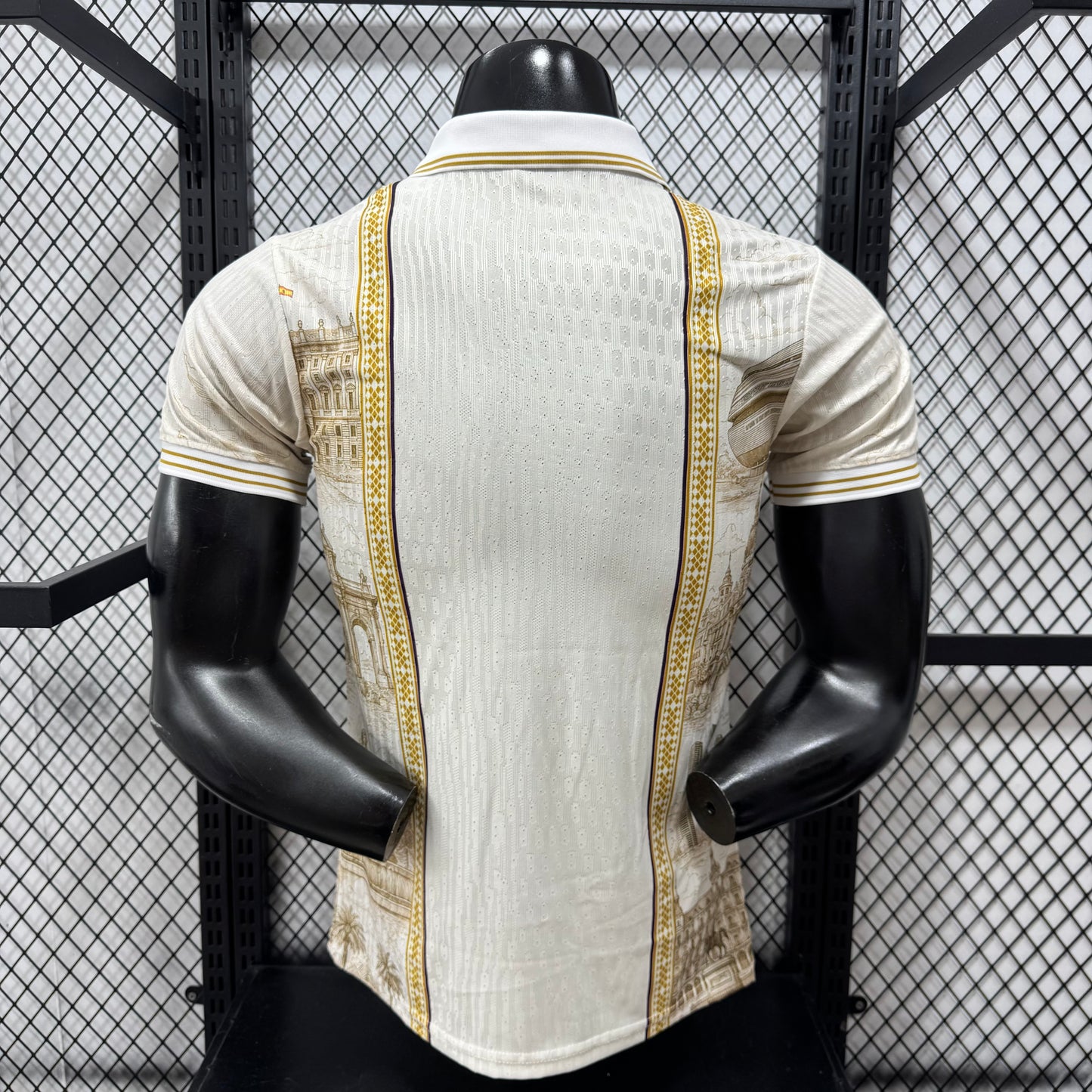 Real Madrid Special Edition – Madrid Heritage  חולצת ריאל מדריד מיוחדת