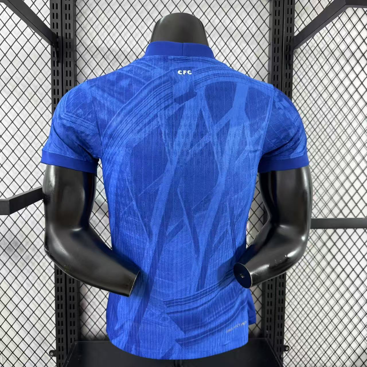 חולצת הבית של צ'לסי לעונת 2025/26