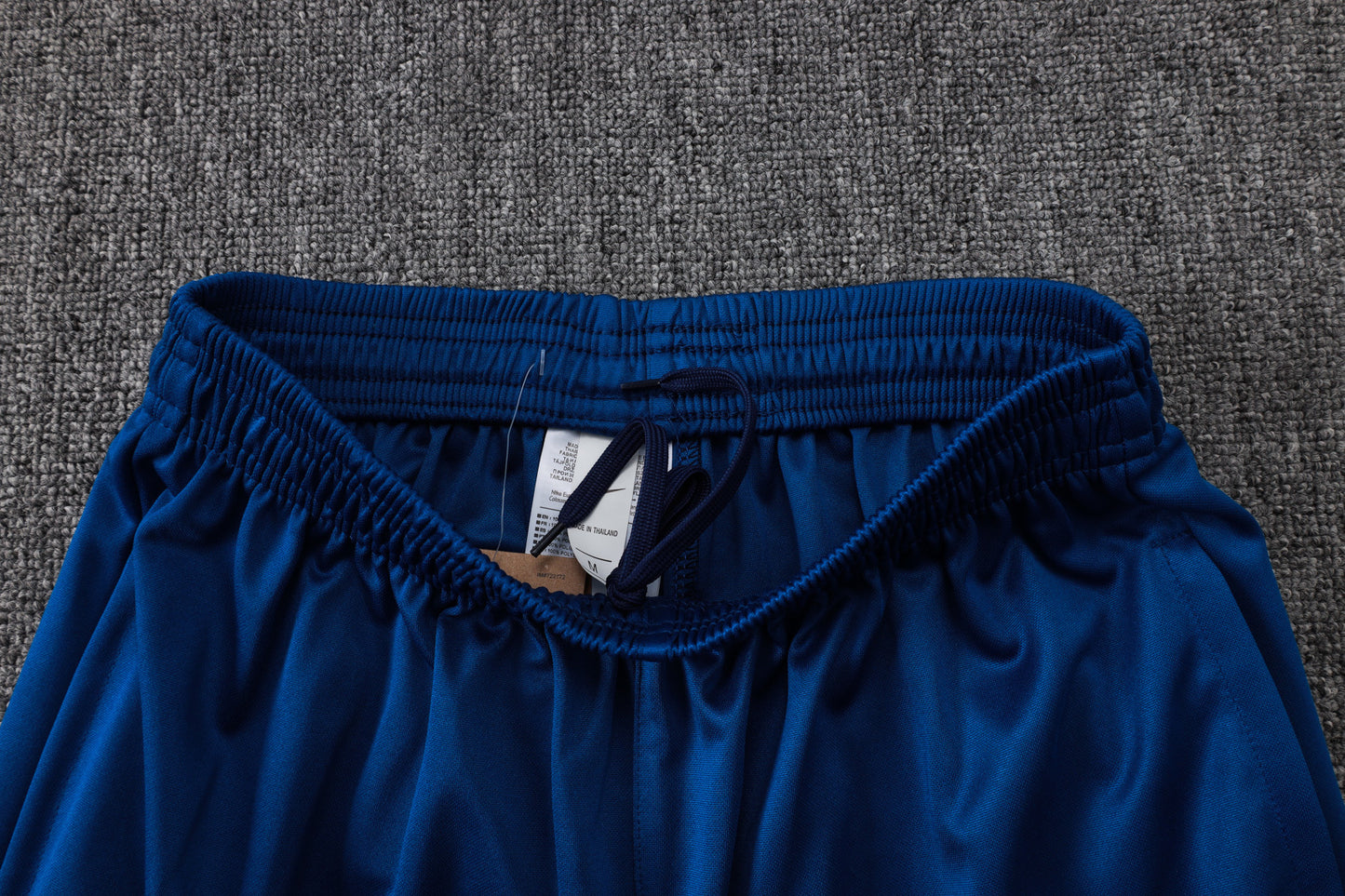 FC Barcelona 25/26 – חליפת ברצלונה חצי רוכסן