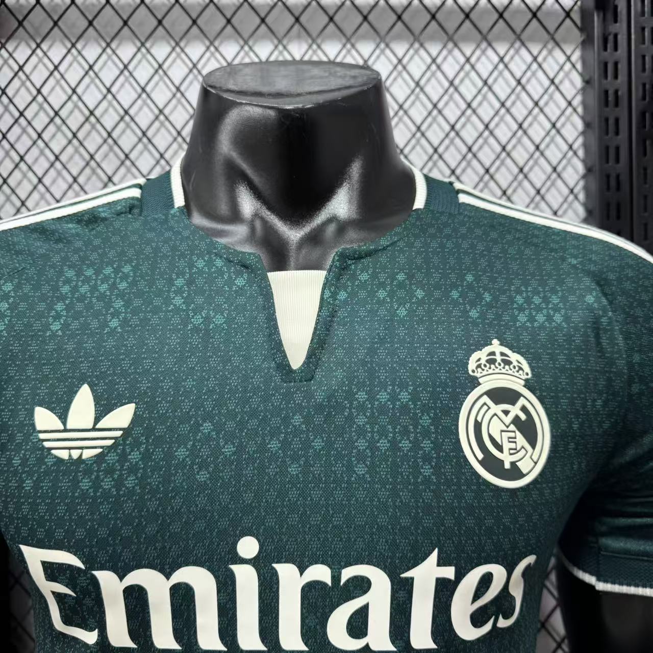 adidas Real Madrid 2026/27 Away – Aurora Ivy - חולצת ריאל מדריד